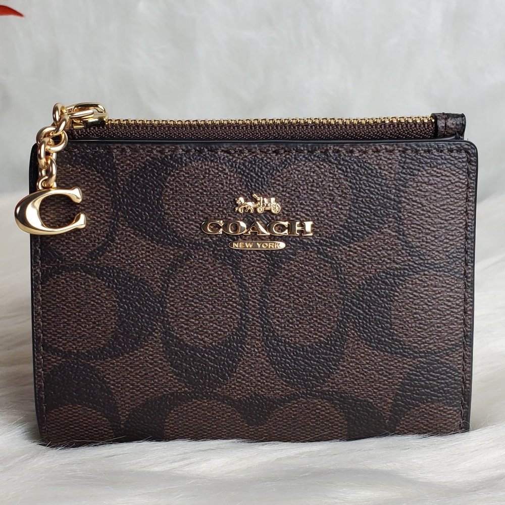COACH SNAP CARD CASE IN SIGNATURE CANVAS - Picture 1 of 5